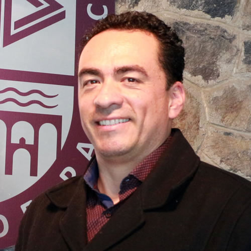 Dr Francisco Macotela